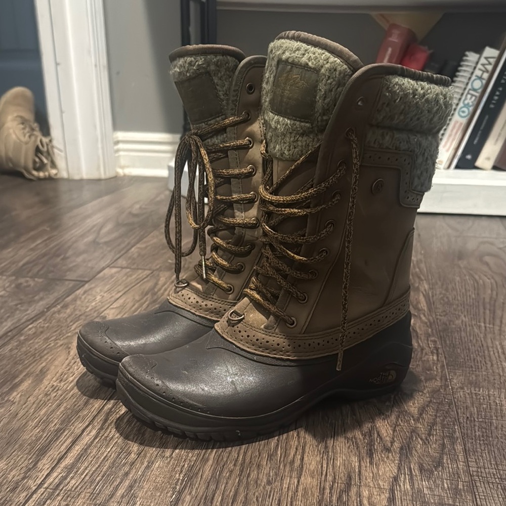 The North Face Women's Brown and Olive Winter Boots